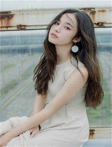 《麻豆老公欠债妈妈便宜儿子-欧美50岁成熟大妈》