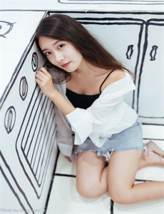 《迅雷在线观看免费观看-大叔看上女儿的闺蜜韩剧叫什么》