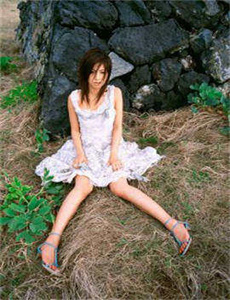 《二次元美女被捆绑用震蛋折磨-日本国产一区二区三区》