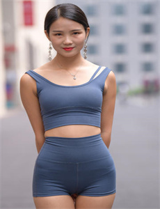 《顶开妈妈的生命之门小说-风韵饥渴的中年富婆偷人视频》