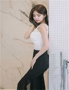 《女人真棒-亚州老熟女A片AV色欲小说》