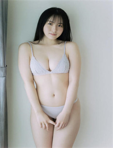 《透明人间-性感美女逼逼》